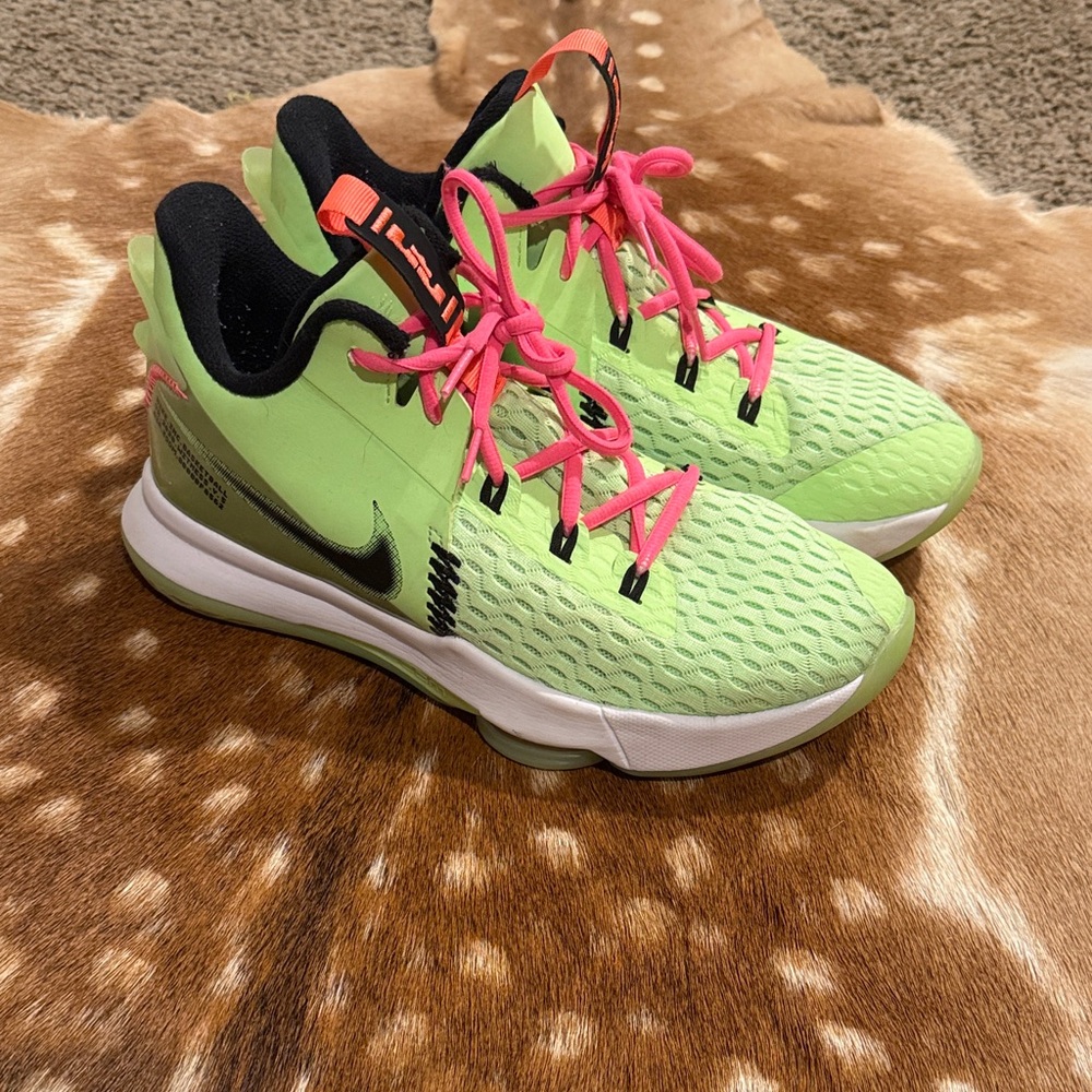 Nike Men's Athletic Shoes - Lime Green and Pink